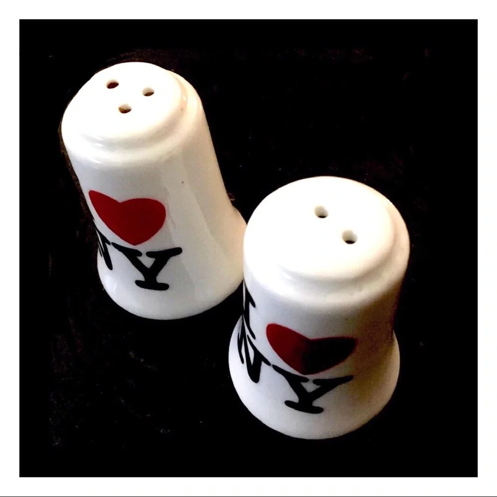 I ❤️ NY Souvenir Ceramic Salt & Pepper Shakers